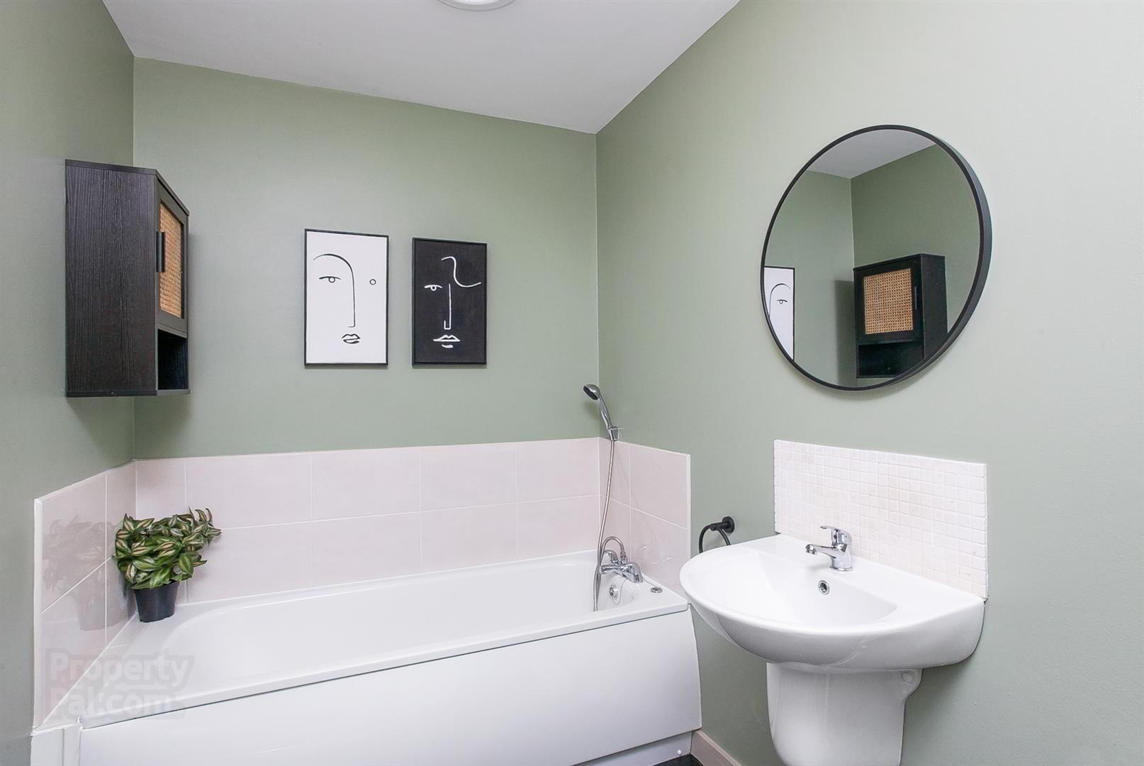 Apt 8b Altona Place, 218 Belmont Rd 17 of 17