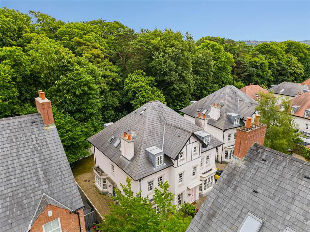 2 Danesfort Park Court 24 of 24