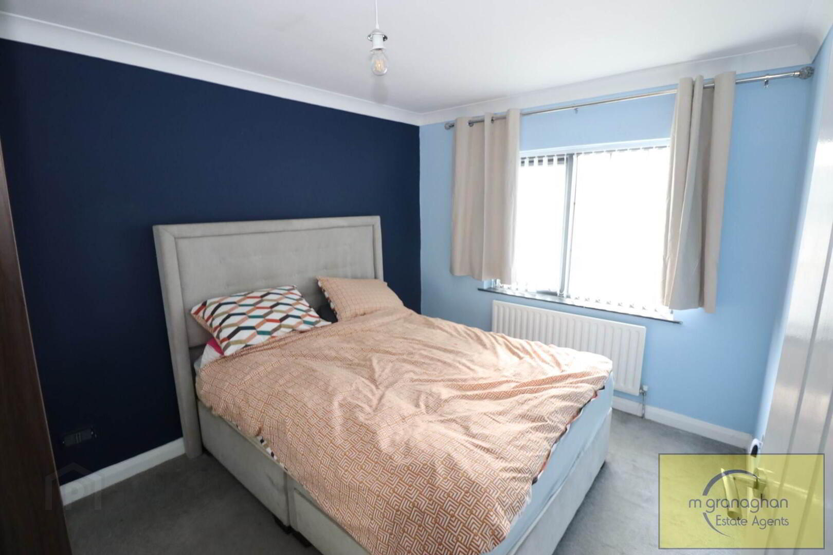 32 Norglen Road 5 of 8