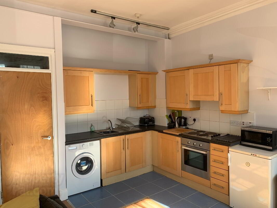 Apt 2, 94 Stranmillis Road 3 of 9