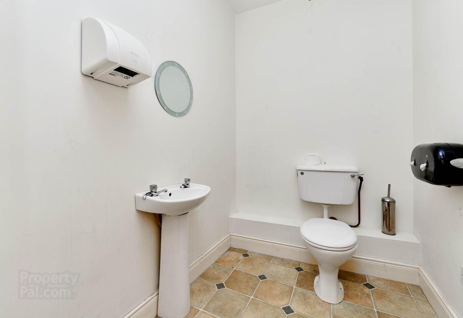 2nd, Floor Trimgate Street, 4 Trimgate Street 8 of 11