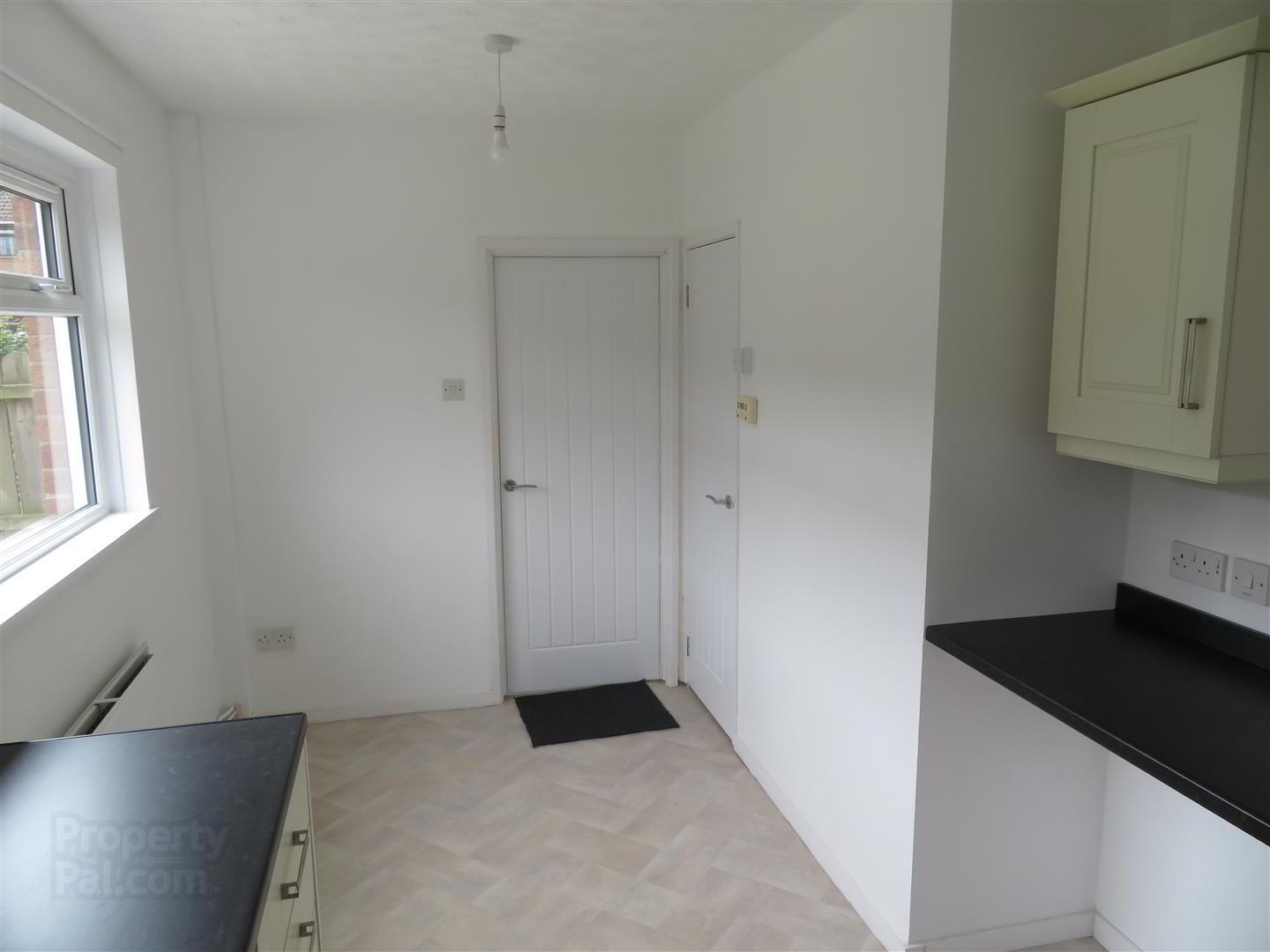 98 Mourne Road 8 of 14
