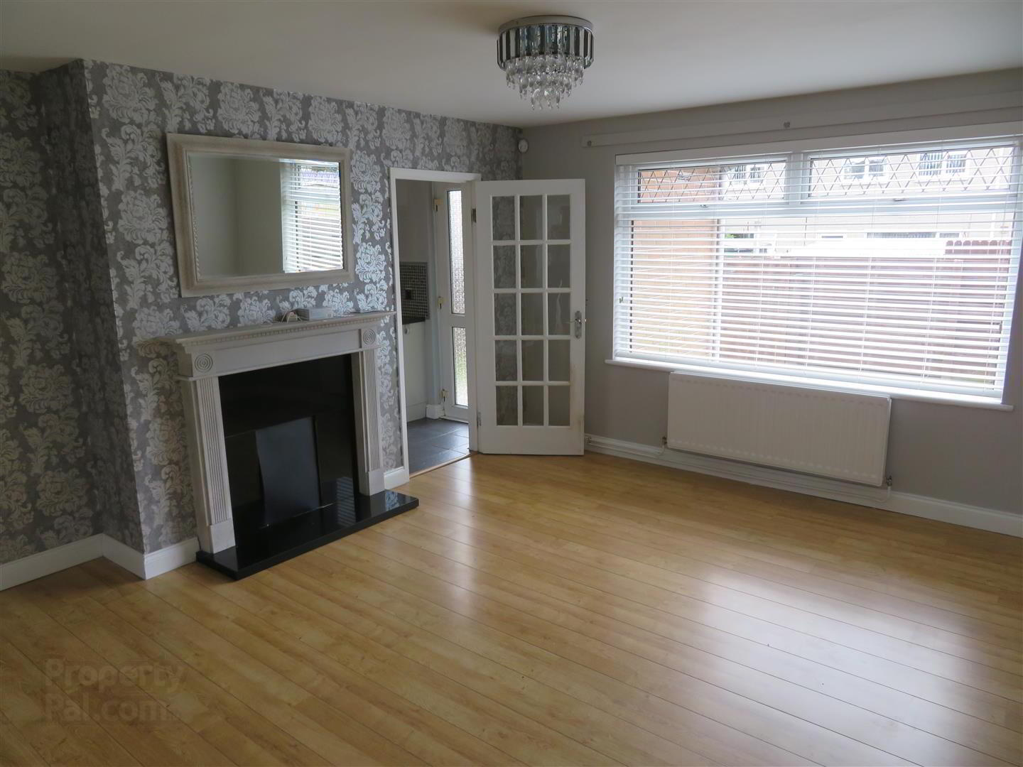 25 Braemar Avenue 5 of 14