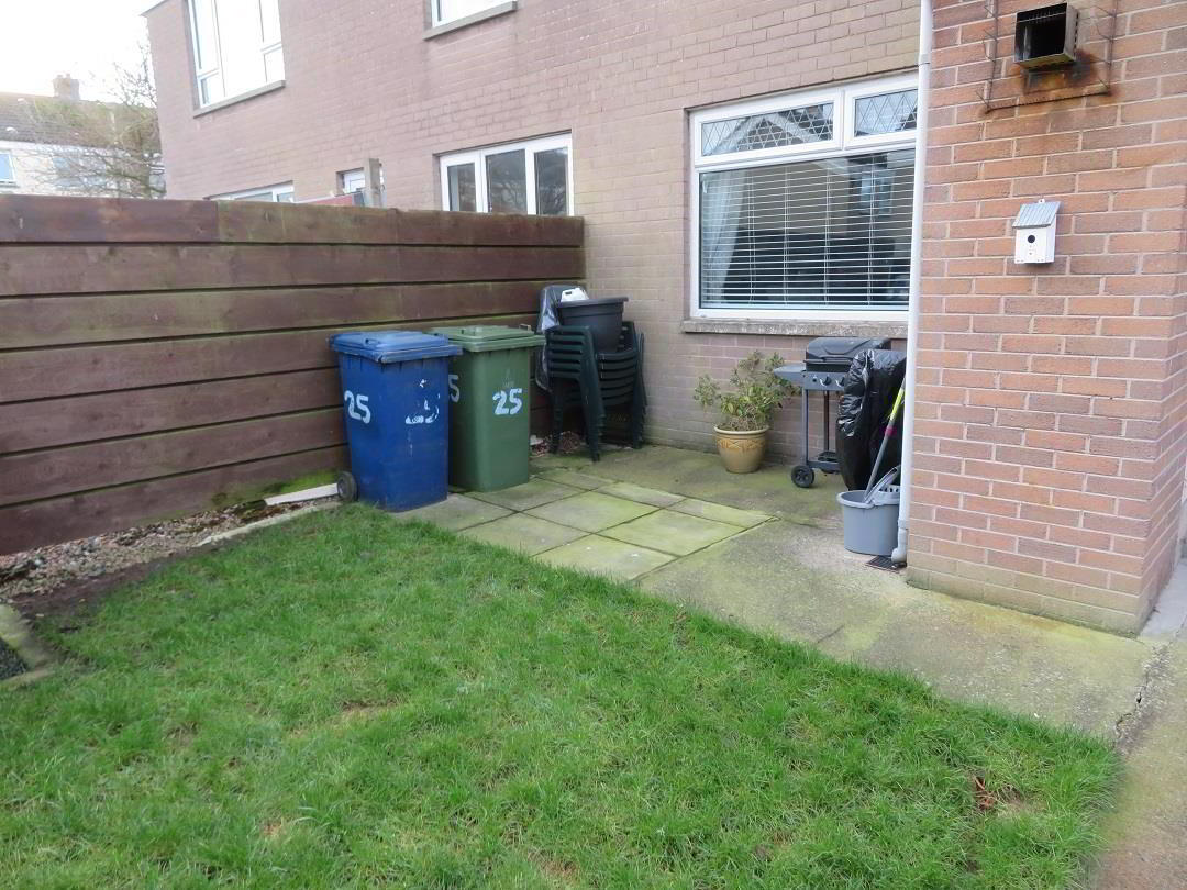 25 Braemar Avenue 14 of 14