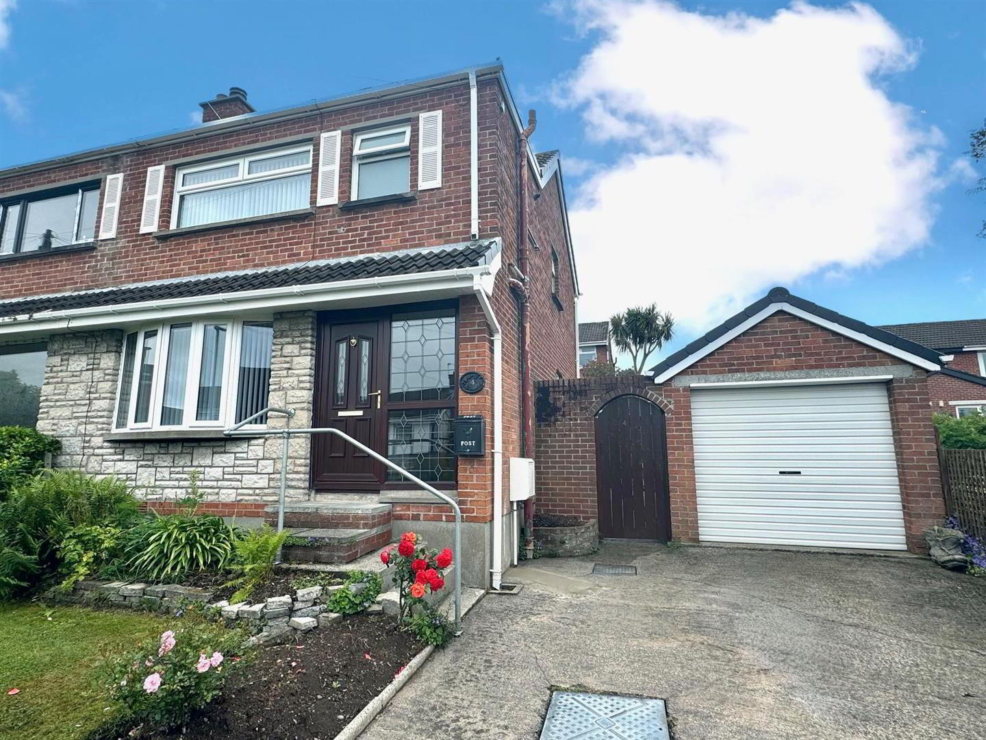 4 Rockland Crescent 1 of 14