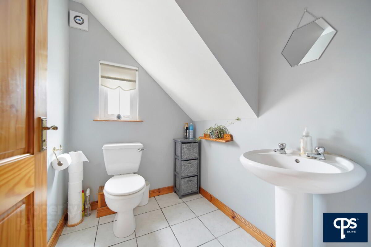 12 Slieveard Court 8 of 30