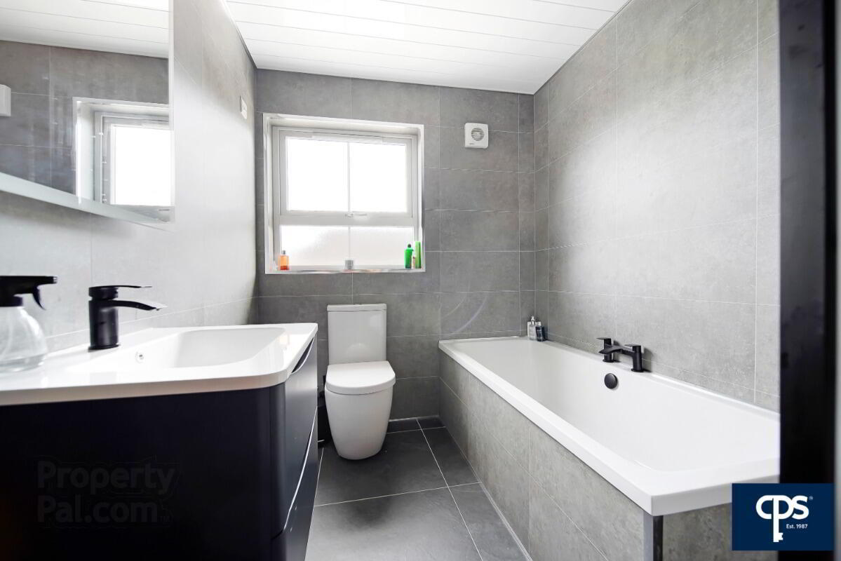12 Slieveard Court 25 of 30