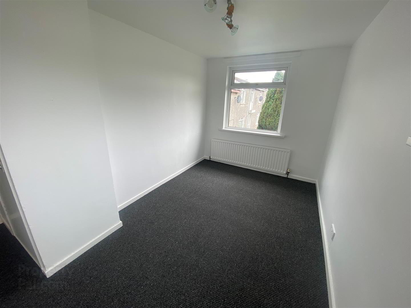 26 Ballynoe Gardens 8 of 10
