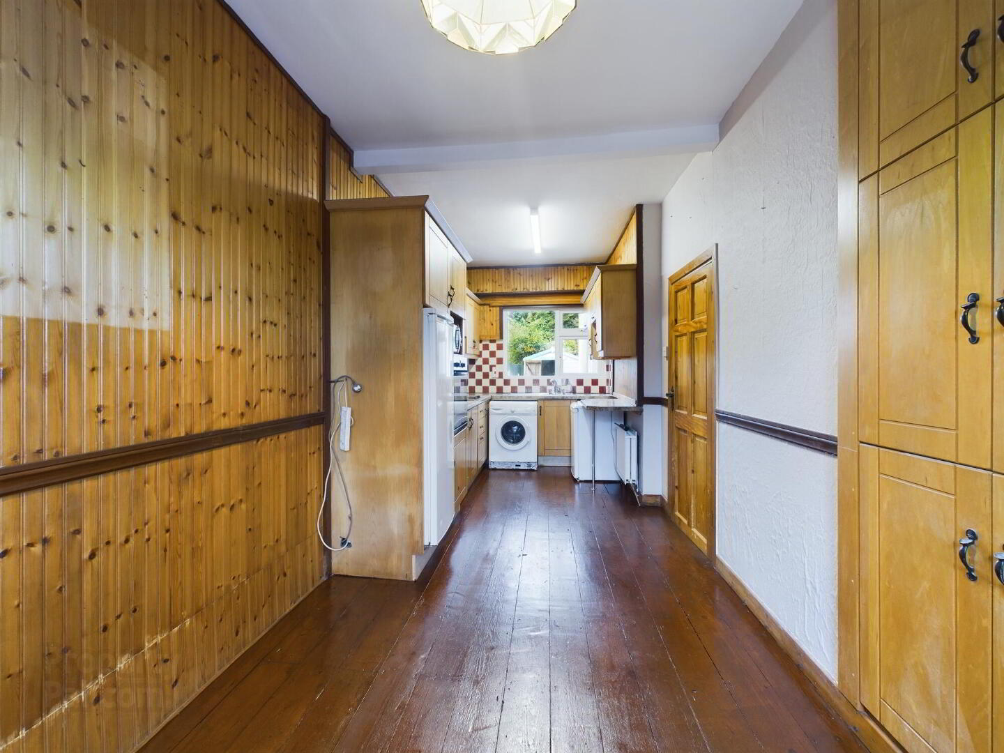 Pine Cottage 5 of 19
