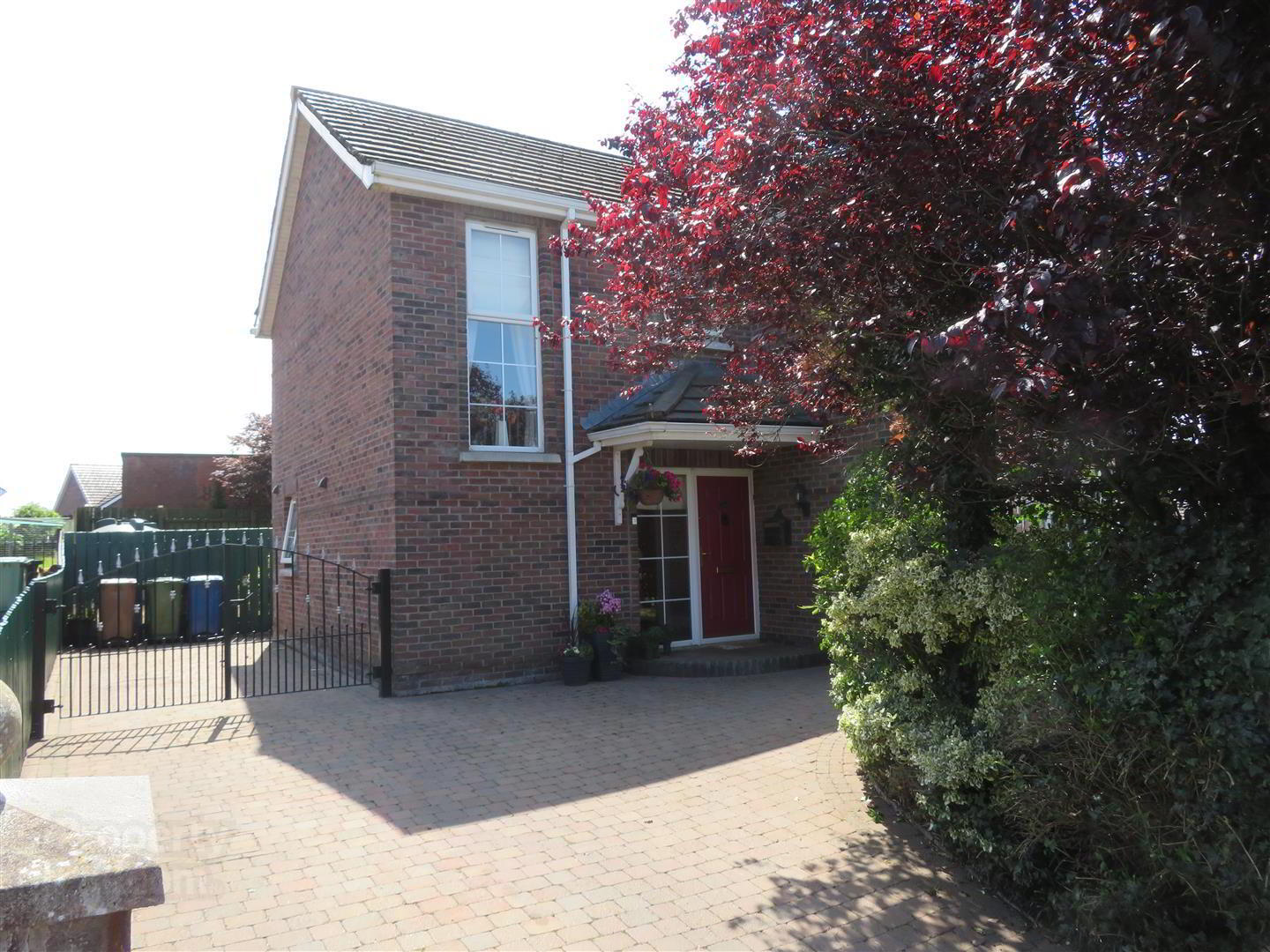property description image