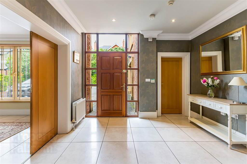27a Deramore Park 3 of 33