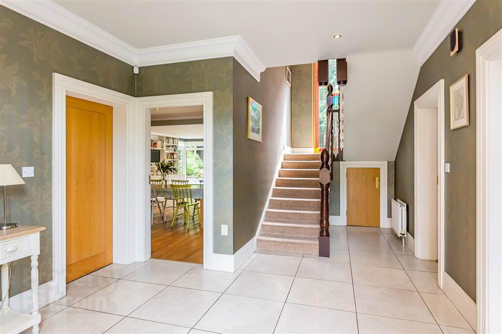 27a Deramore Park 4 of 33