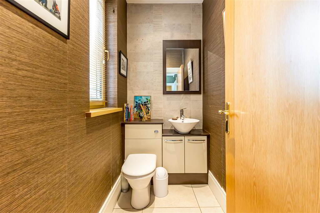 27a Deramore Park 13 of 33