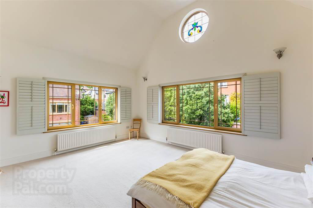 27a Deramore Park 17 of 33