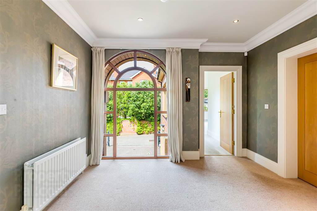 27a Deramore Park 15 of 33