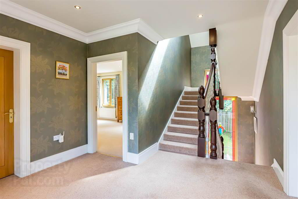 27a Deramore Park 14 of 33