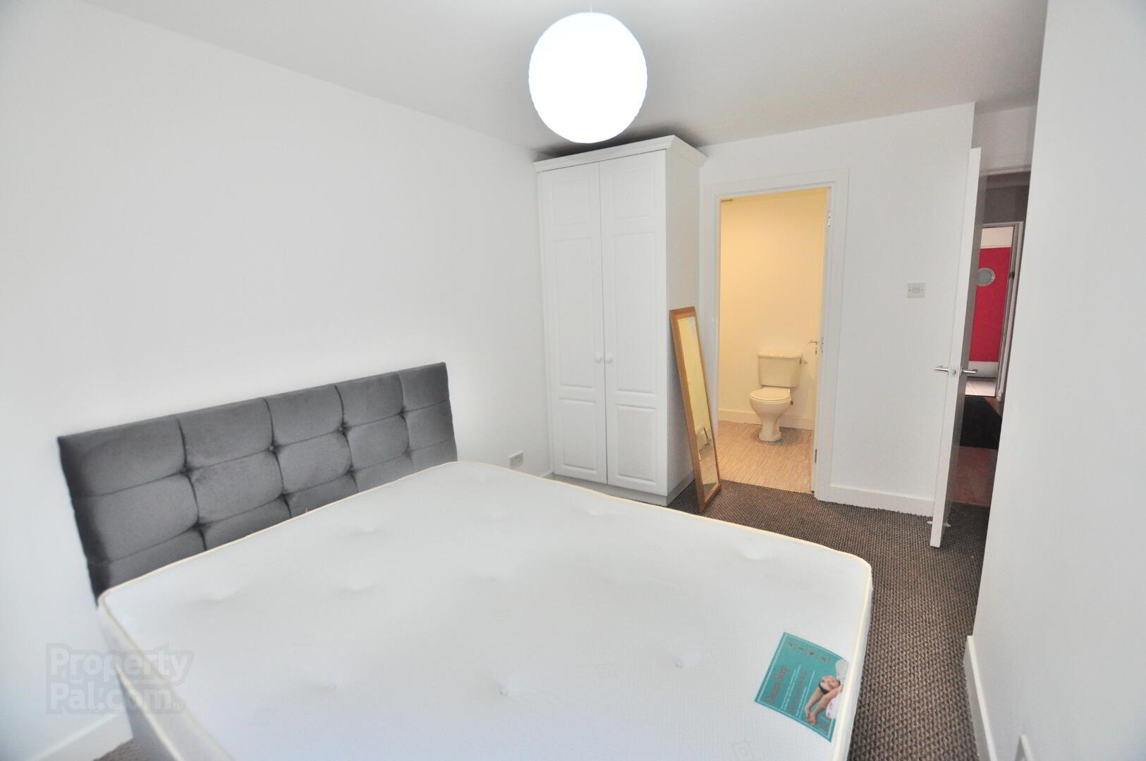 Apt 12 Citygate, Sussex Place 9 of 13