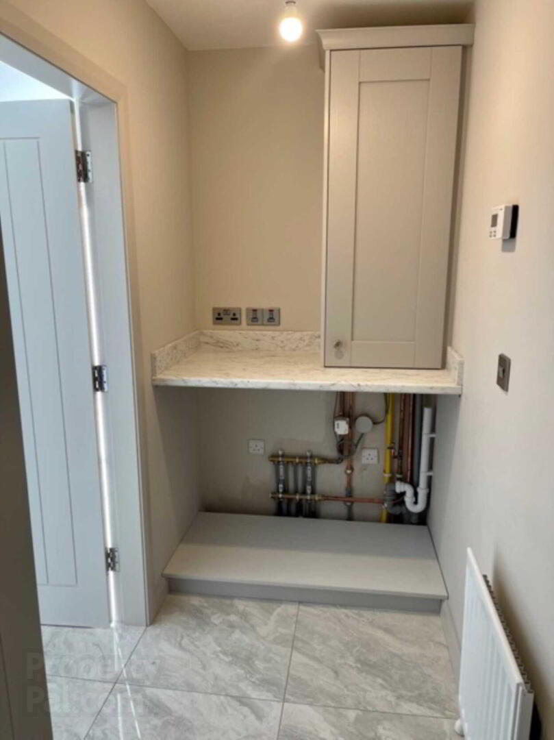 42 Bachelors Park 9 of 21