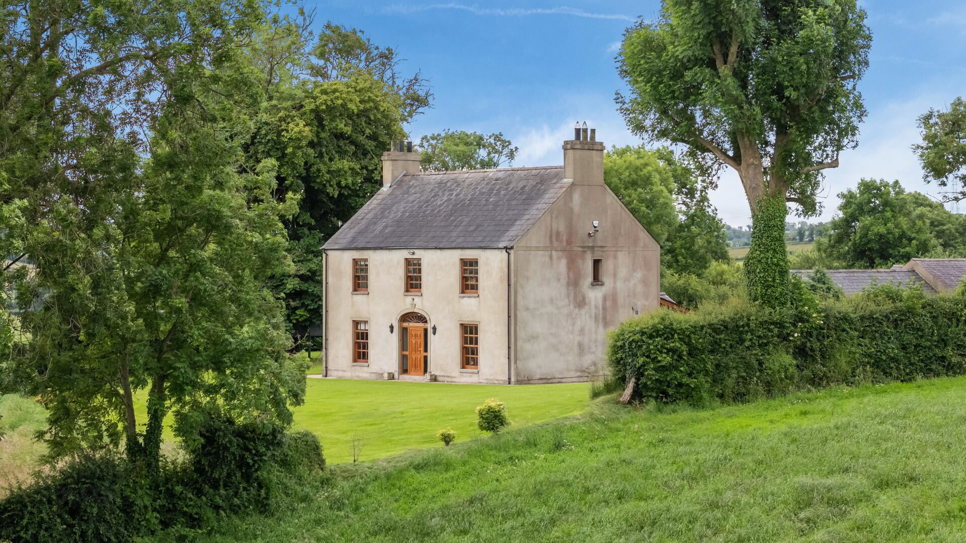 property description image