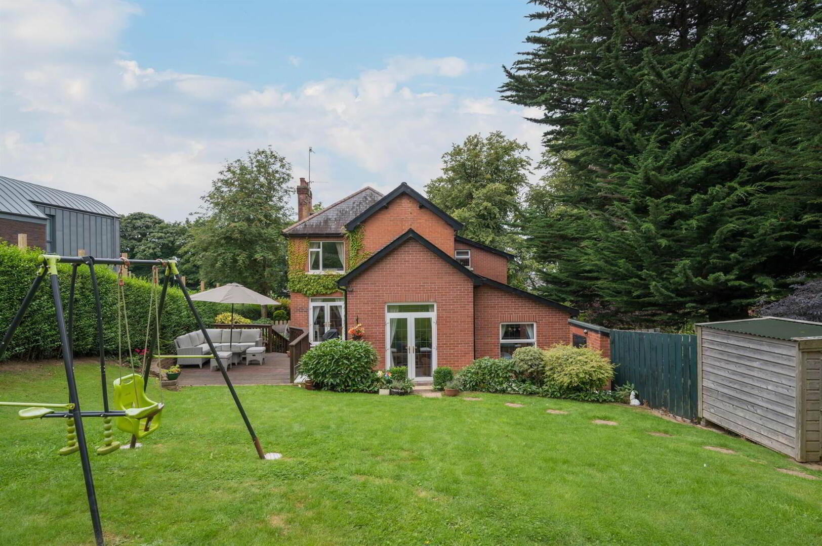 392 Belmont Road 31 of 35