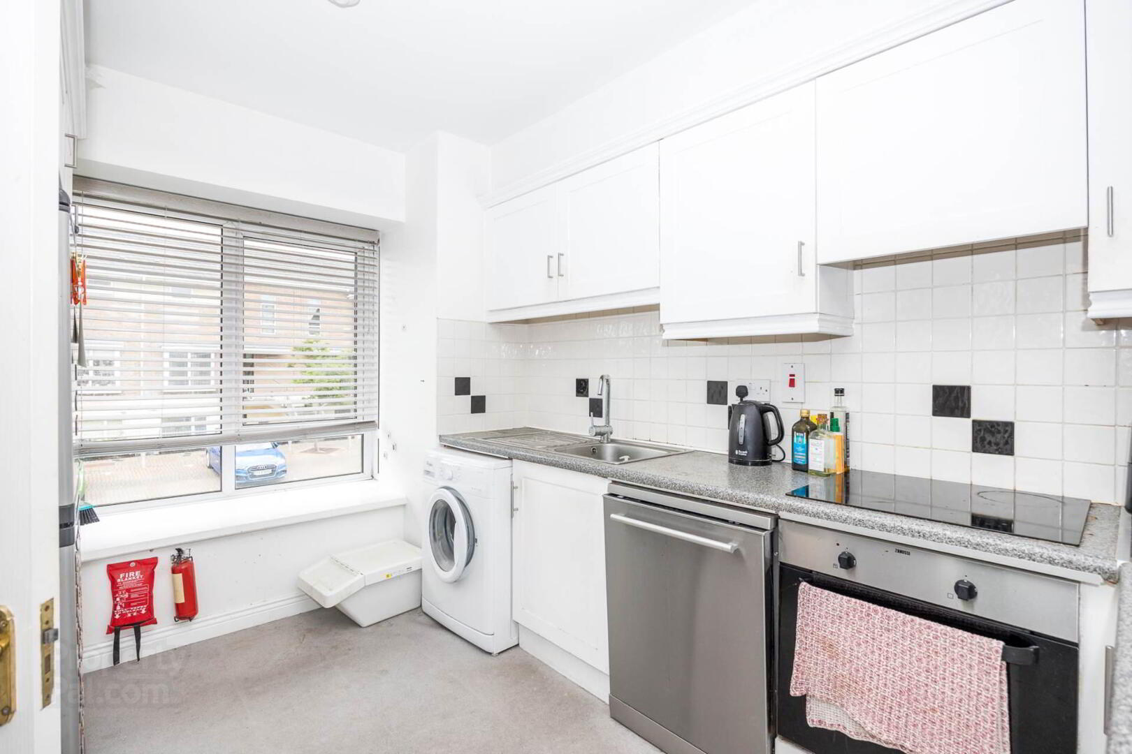39 Ivy Court 4 of 26