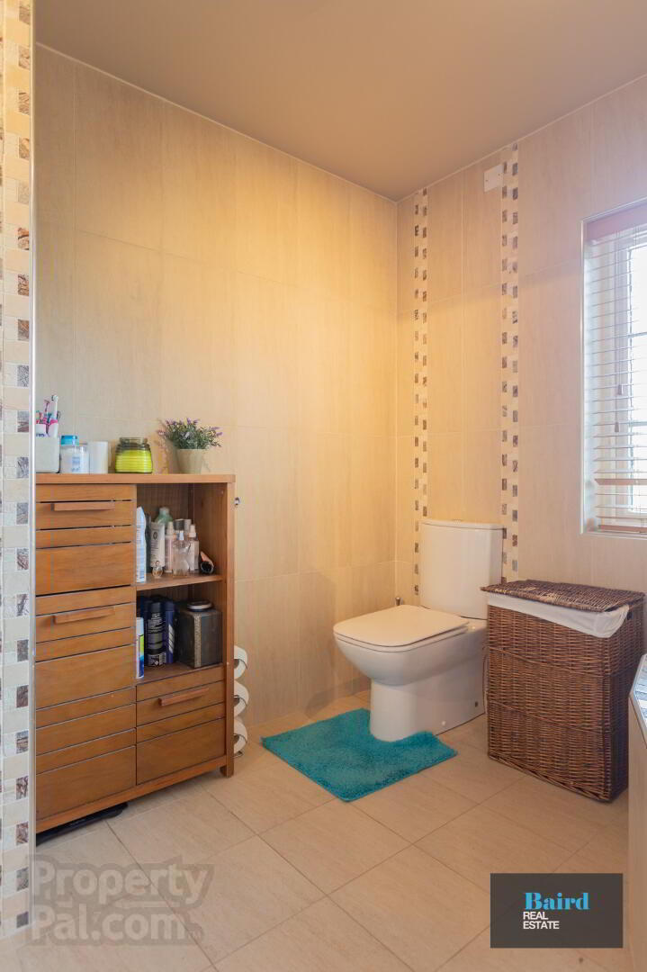37a Cadian Road 56 of 58