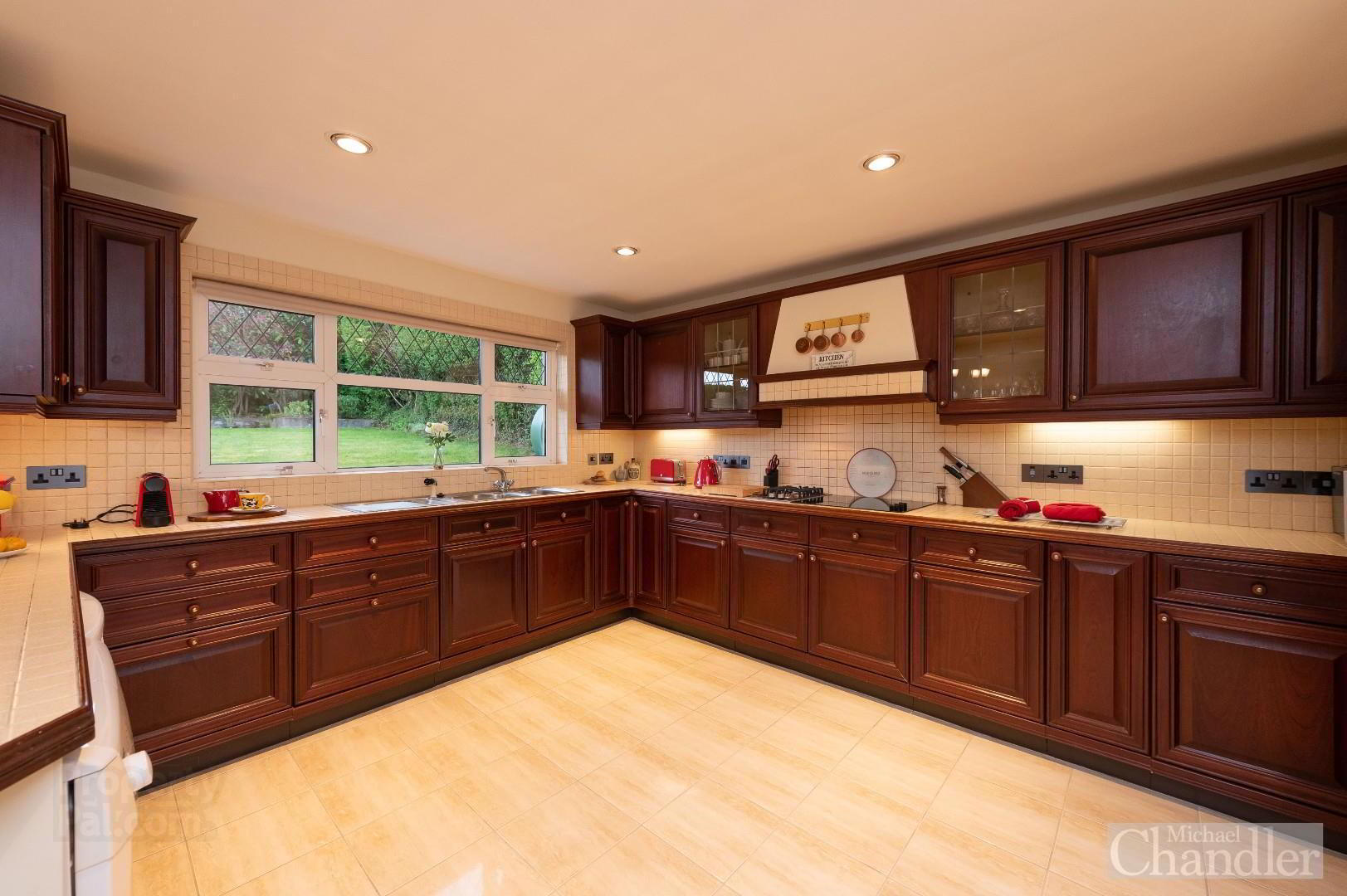250 Saintfield Road 9 of 30