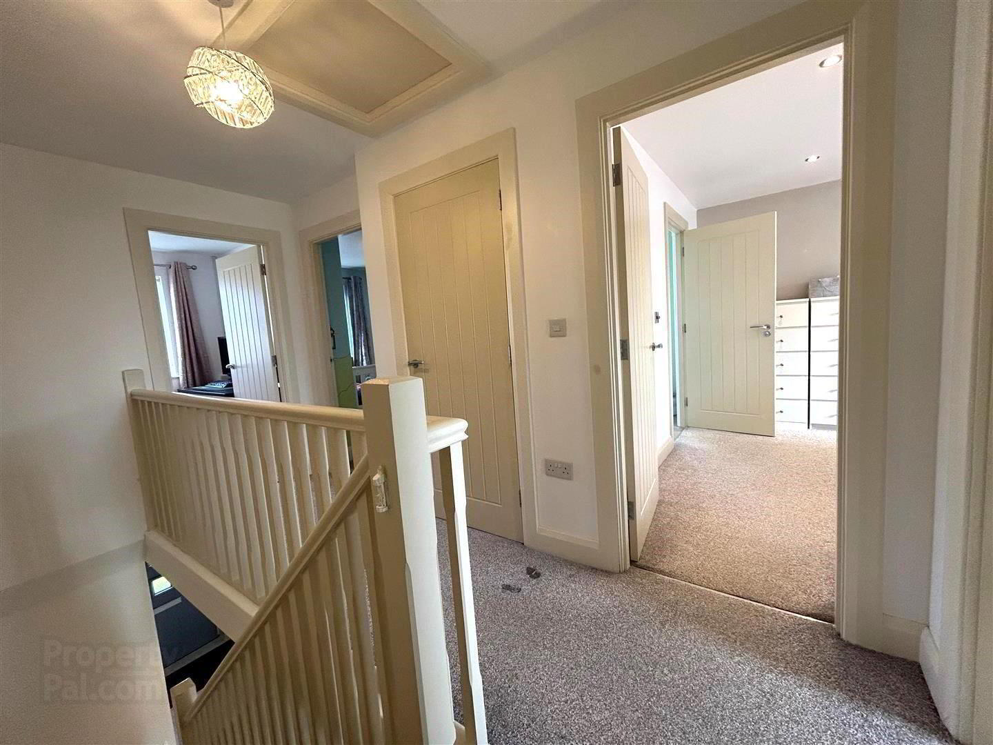 2 Forde Gardens 8 of 20