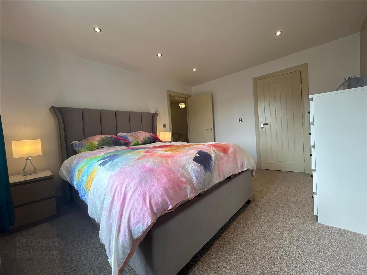 2 Forde Gardens 11 of 20