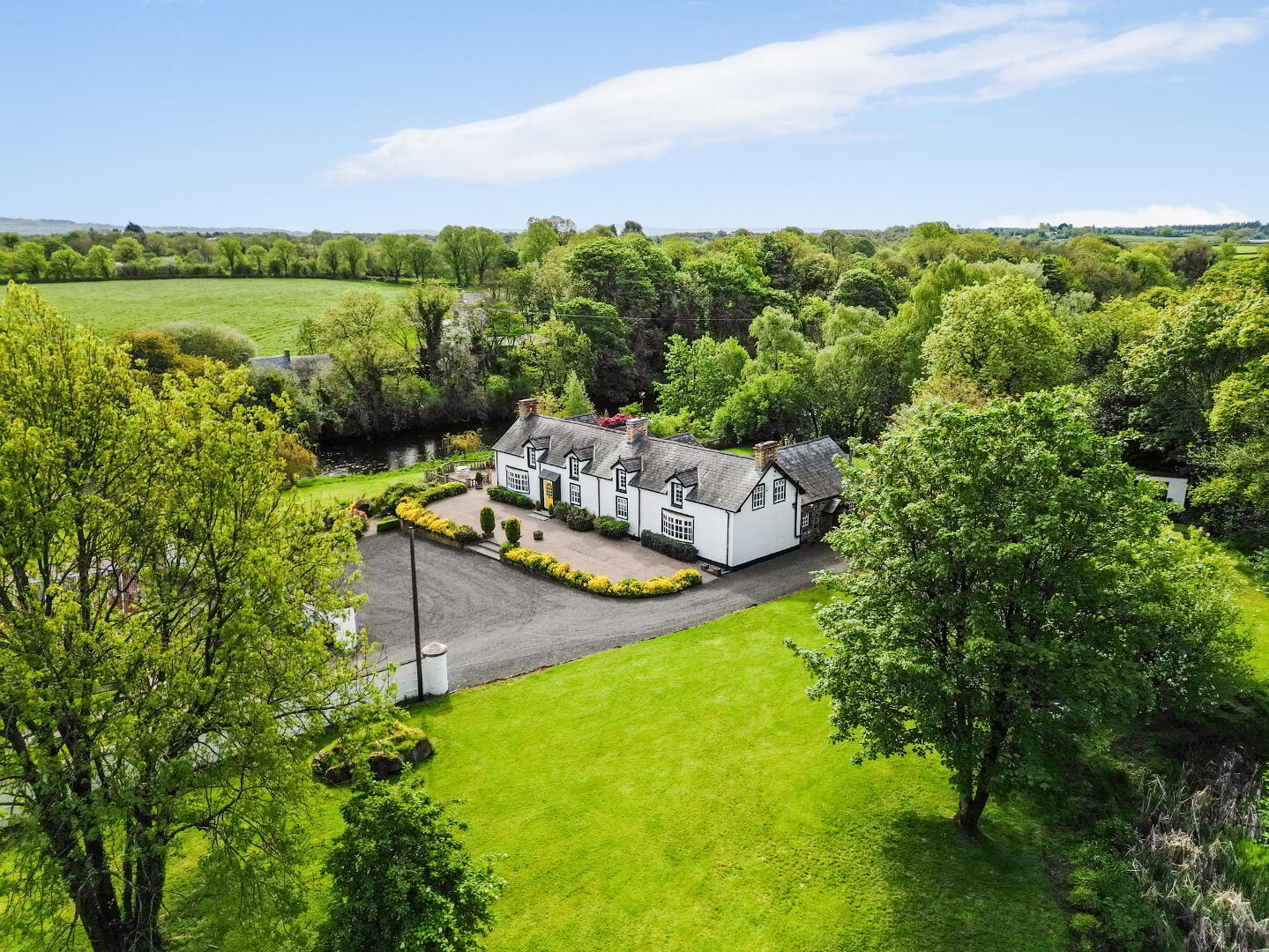 33 Caddy Road 1 of 23