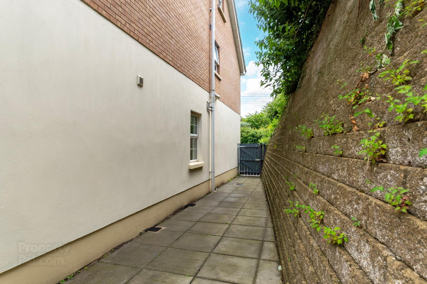 1 Strangford Park 43 of 43