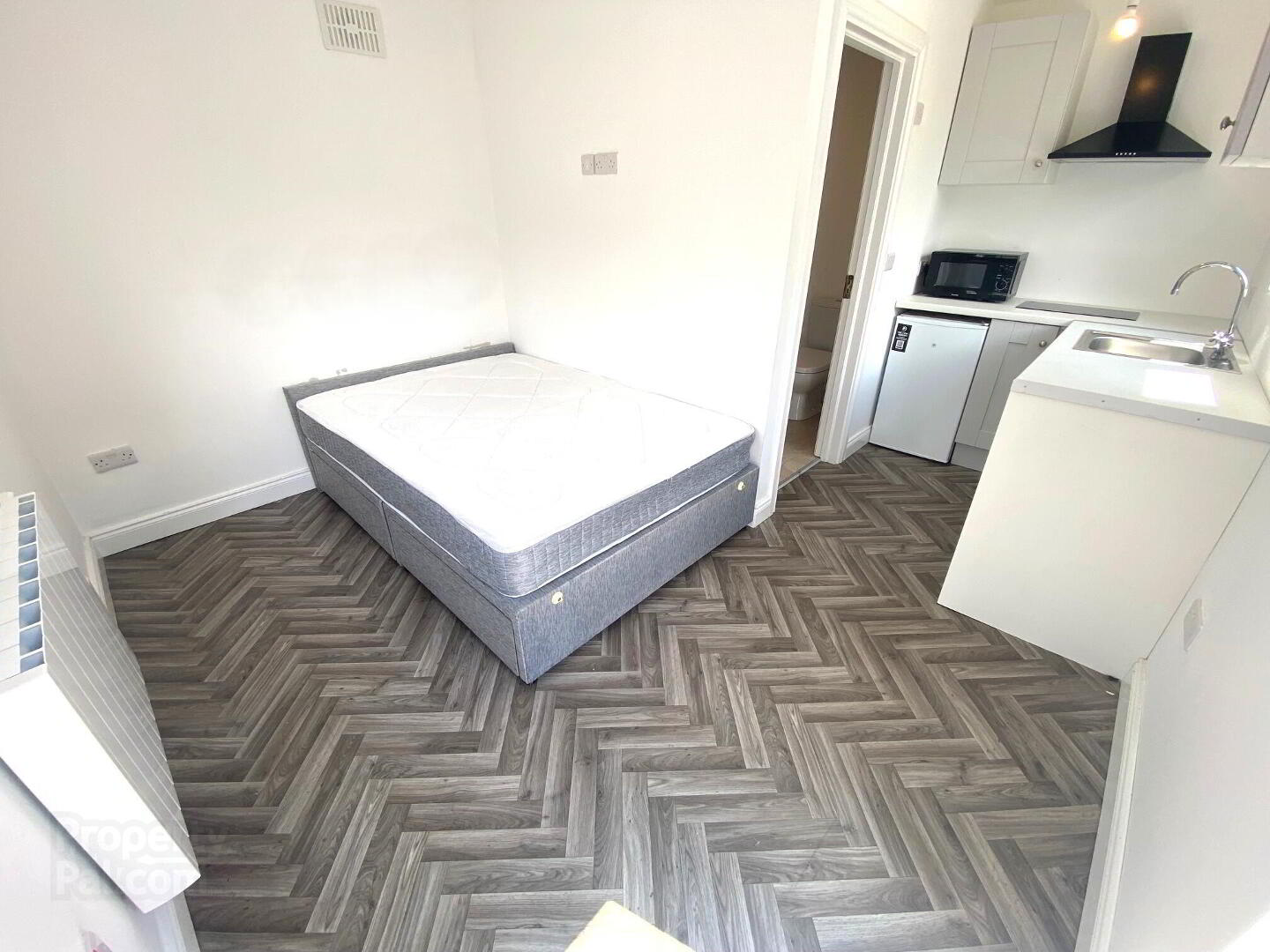 Walkinstown Crescent 20 of 24