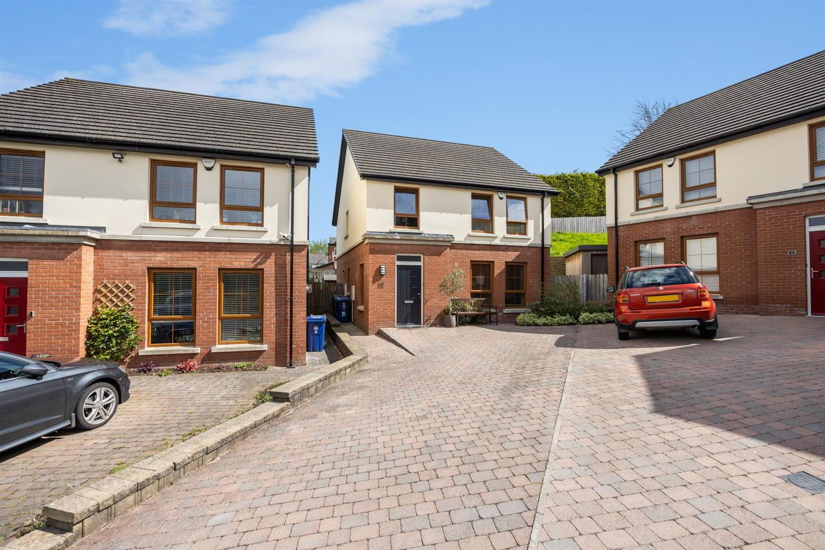 1d Knockvale Park 1 of 28