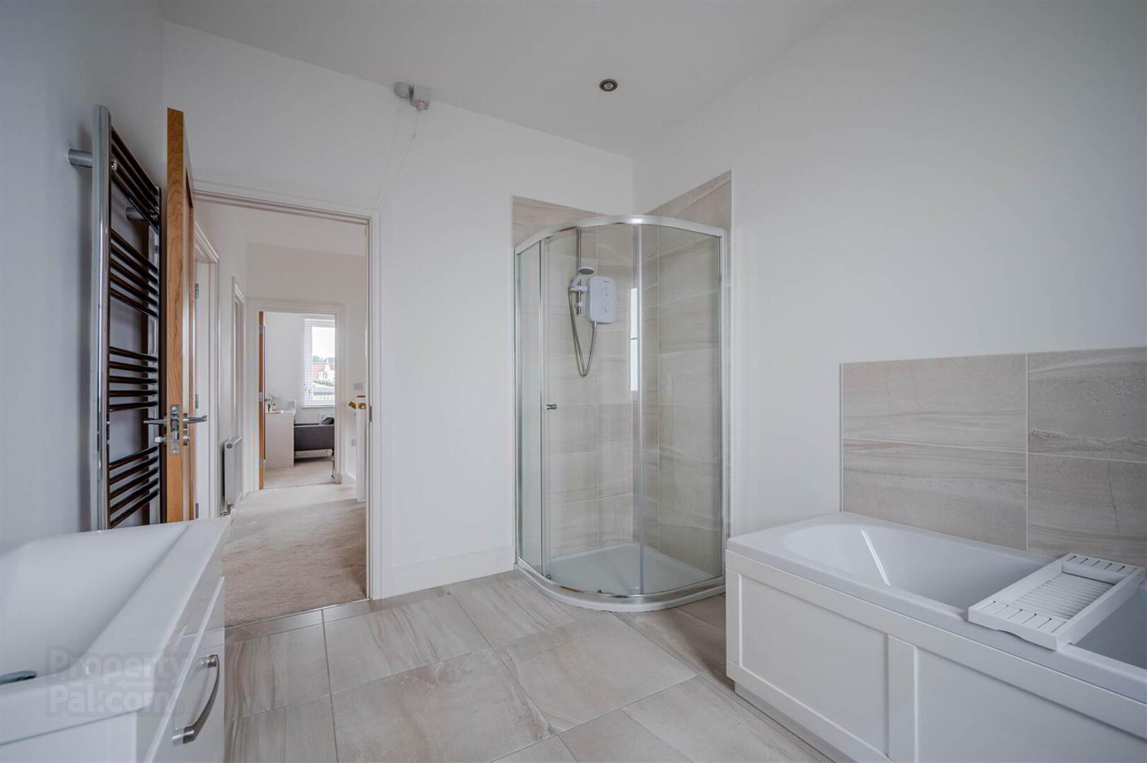 13 Castlegowan Crescent 24 of 28