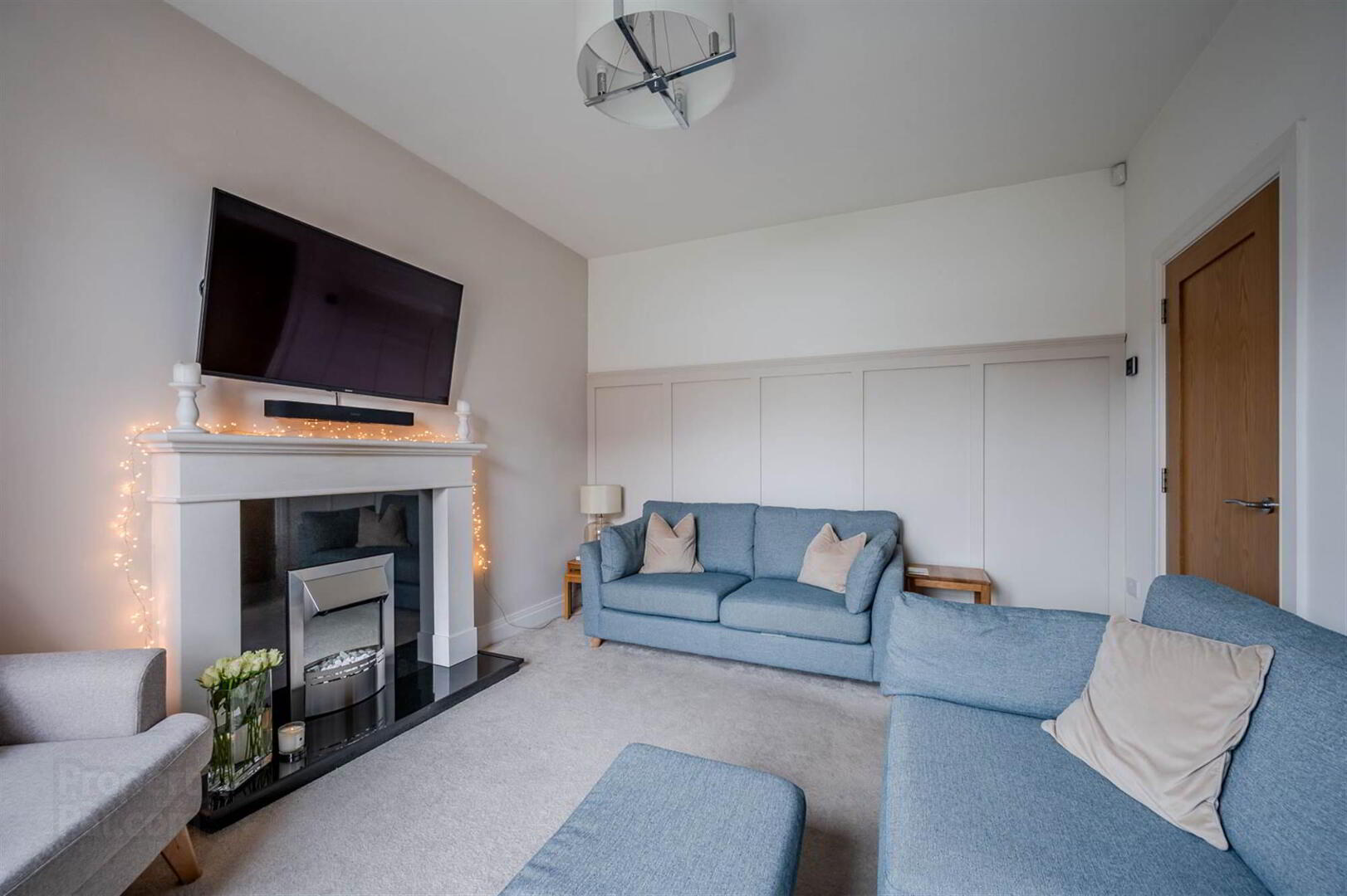13 Castlegowan Crescent 9 of 28