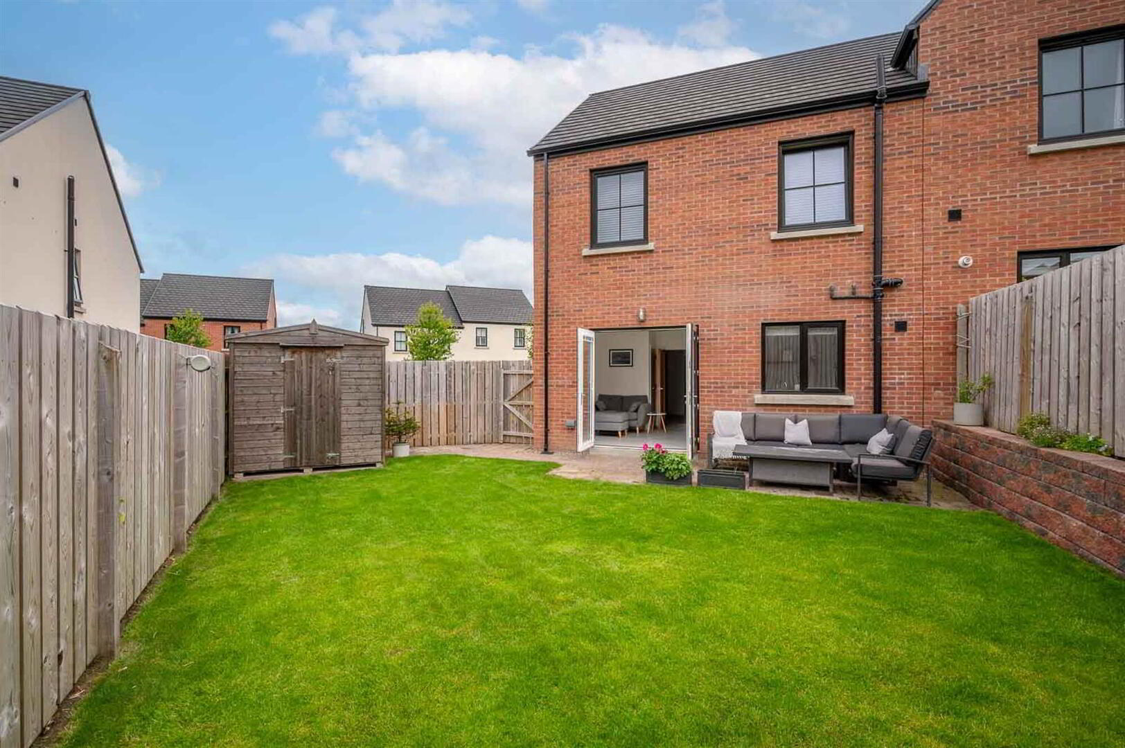 13 Castlegowan Crescent 27 of 28