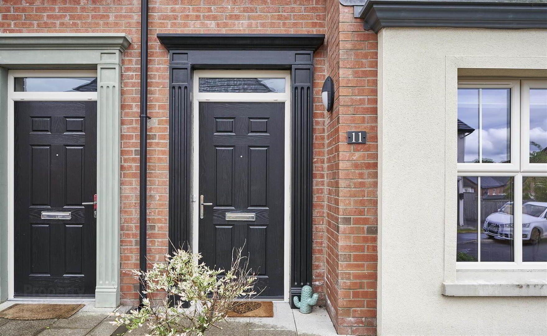 property description image