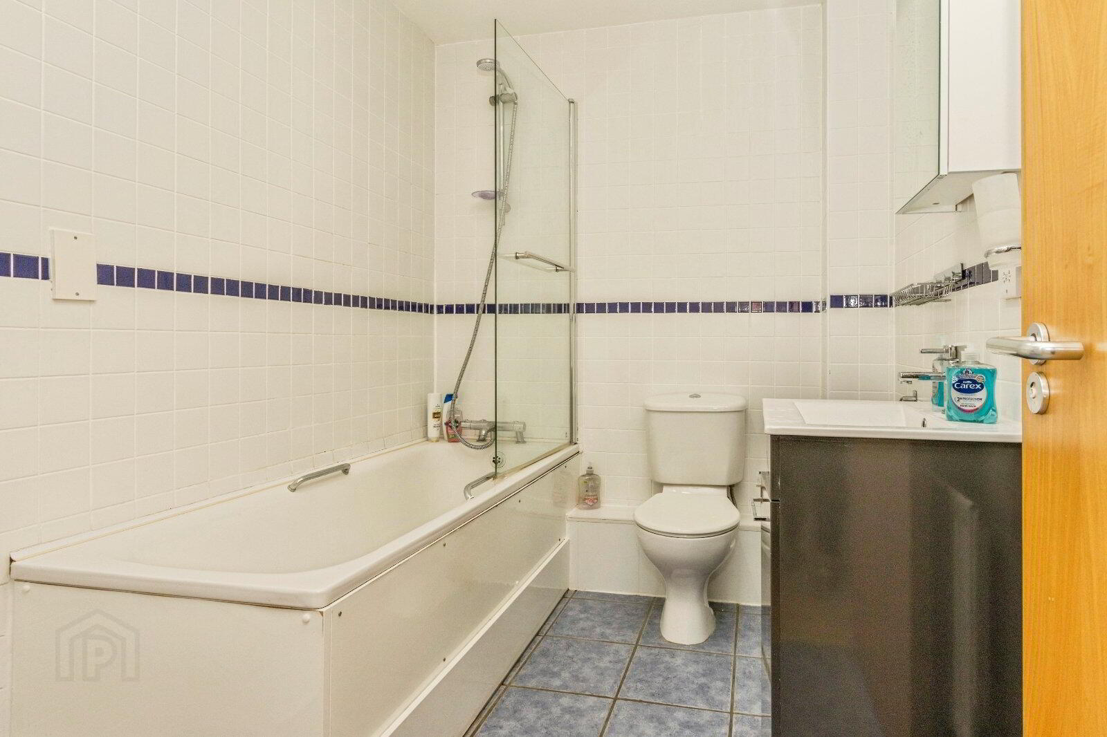 Flat 2 South Studios, 85 Tates Avenue, Belfast 19 of 20
