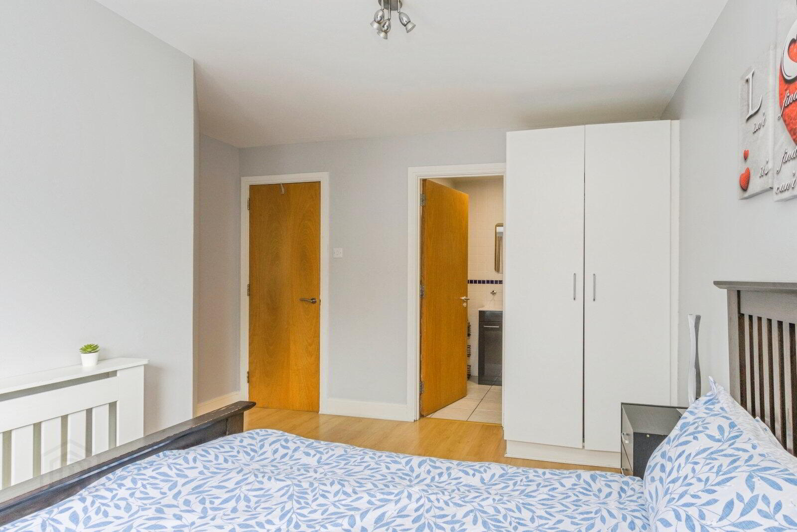 Flat 2 South Studios, 85 Tates Avenue, Belfast 14 of 20