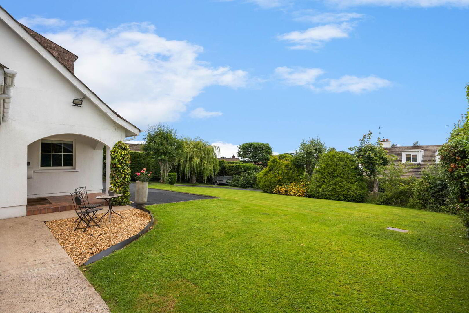 10 Villiers Avenue 6 of 56