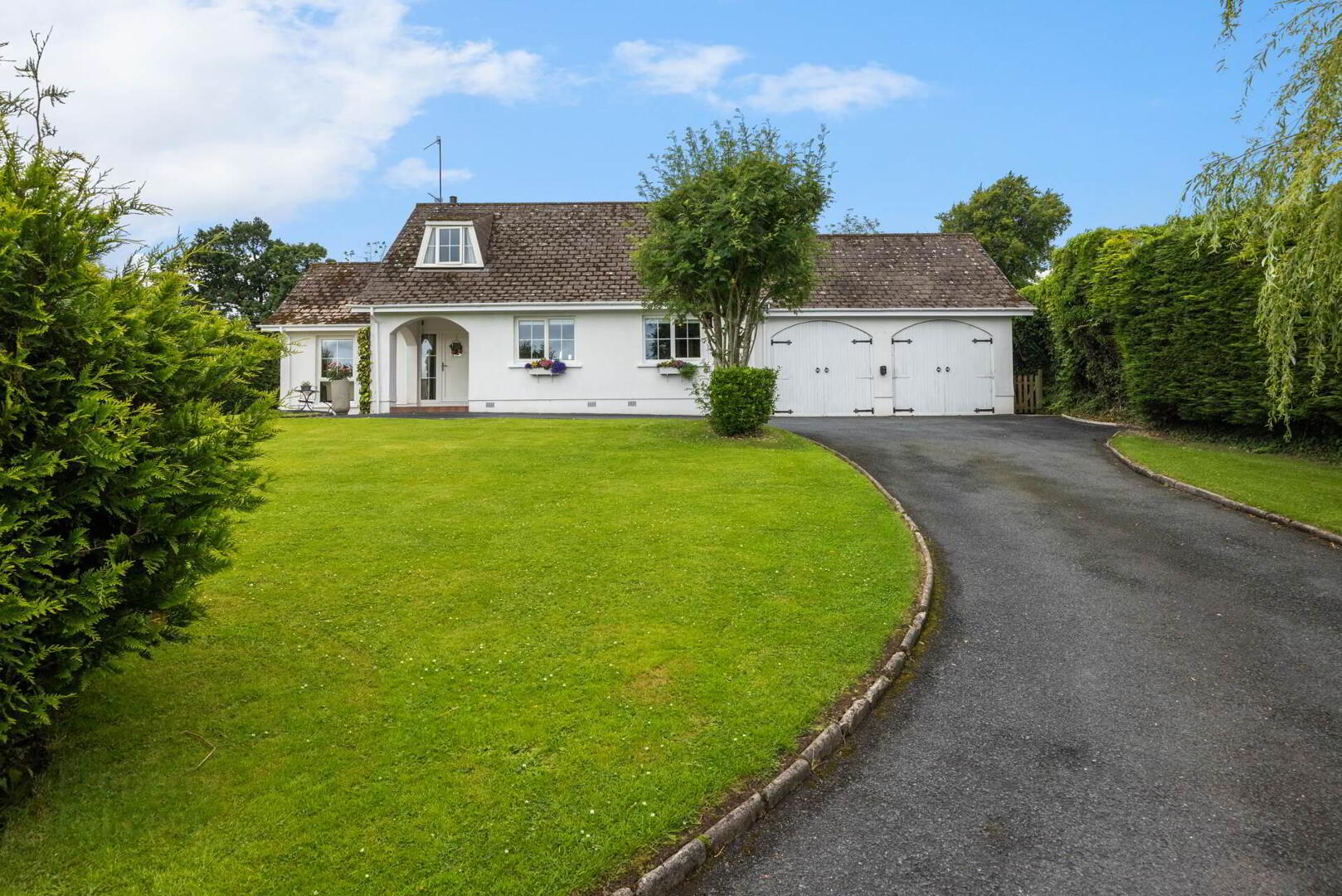 10 Villiers Avenue 2 of 56
