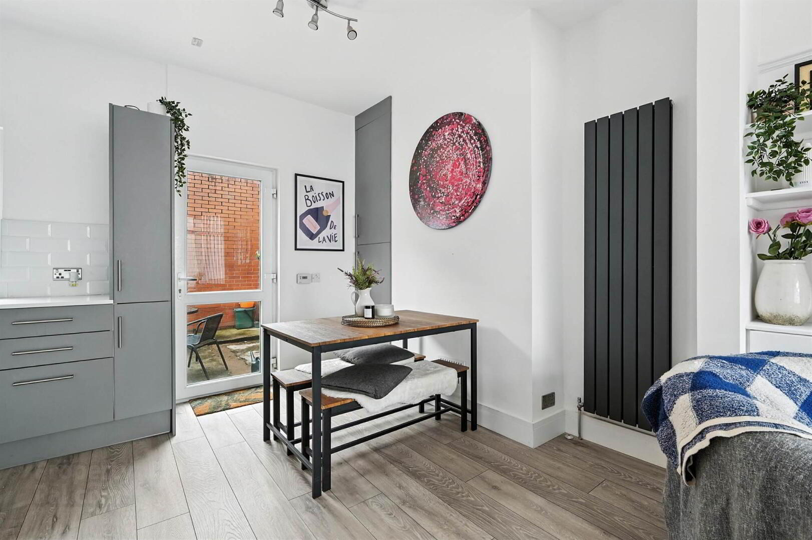 68 Fernwood Street 5 of 15