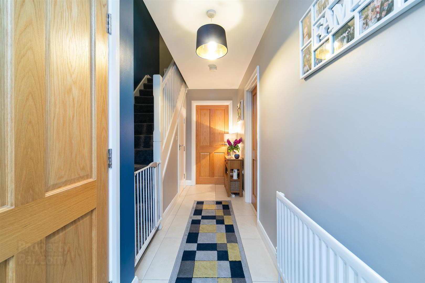 18 Weavers Way 4 of 33