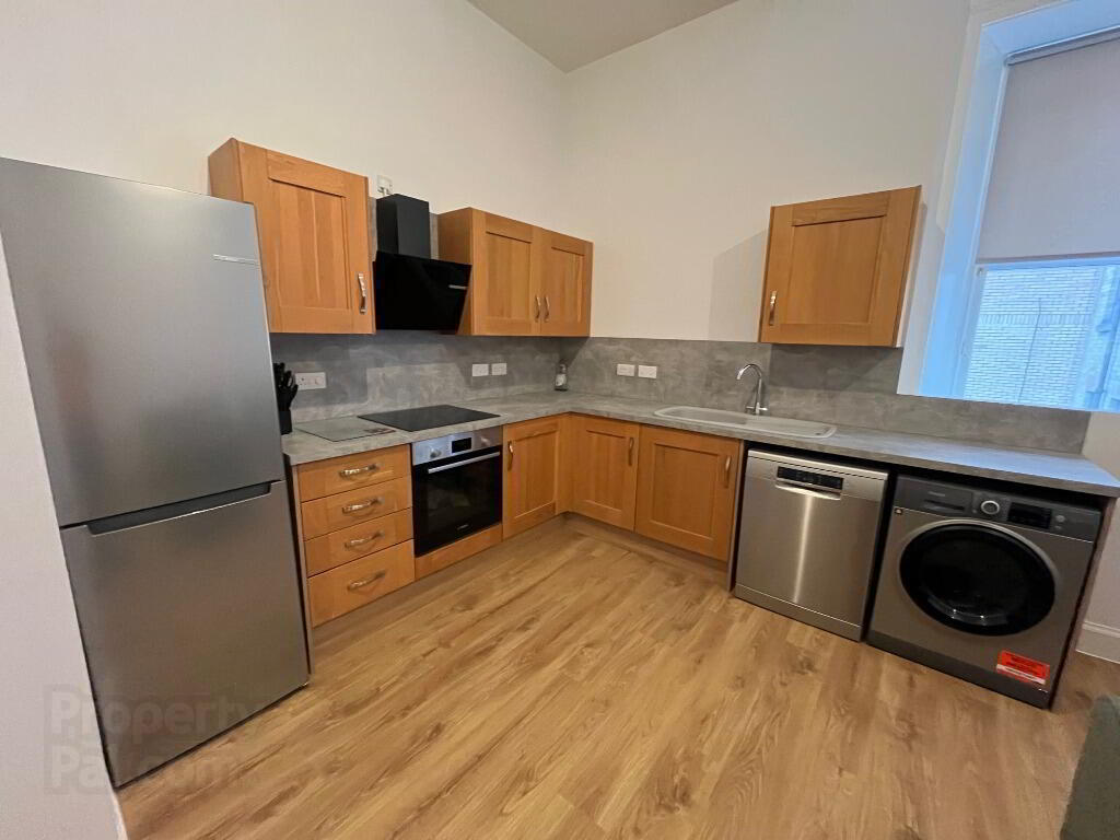 83 Renfield Street 4 of 11