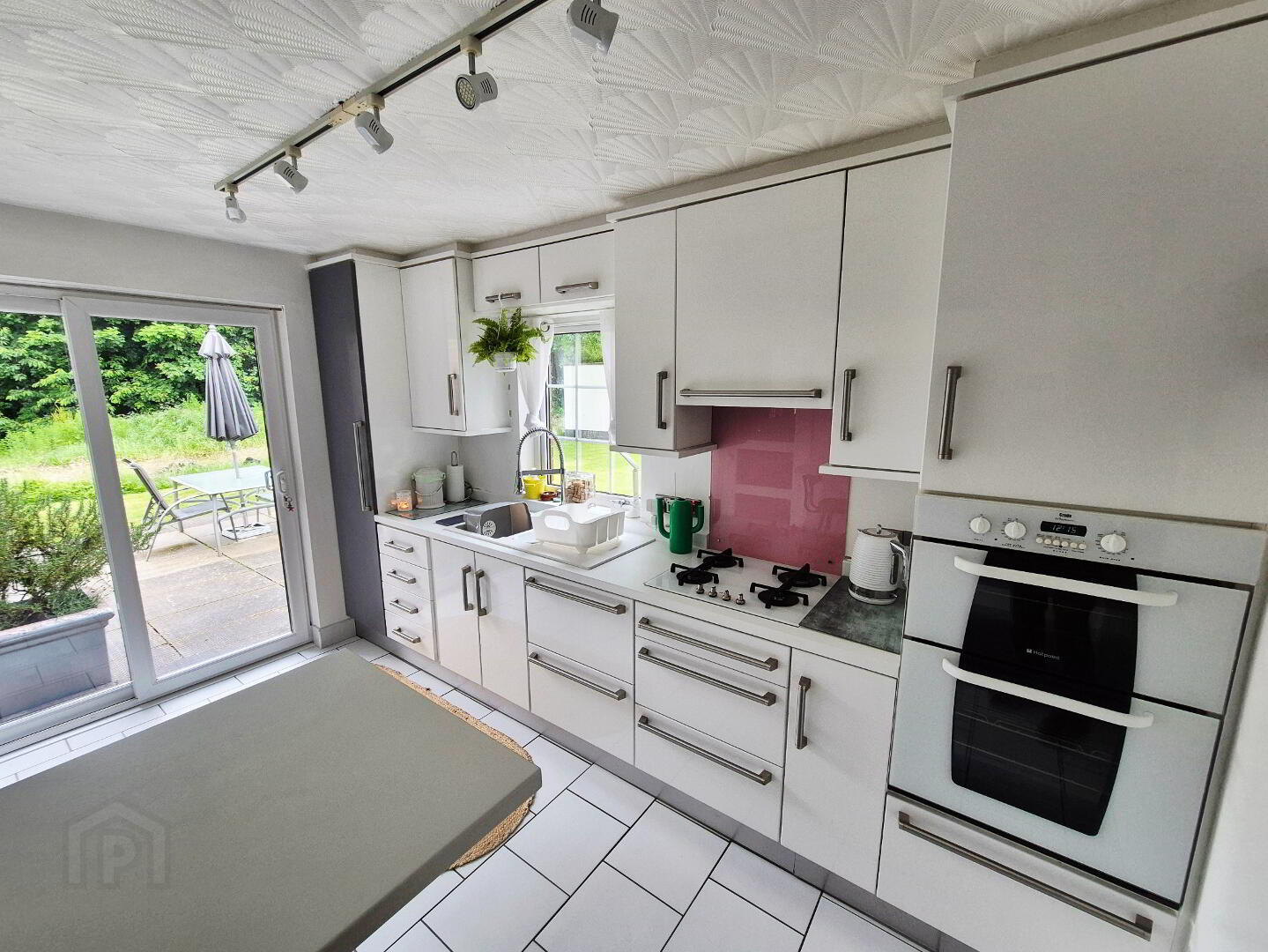 Plum Tree Cottage, 55 Newbridge Road 14 of 40