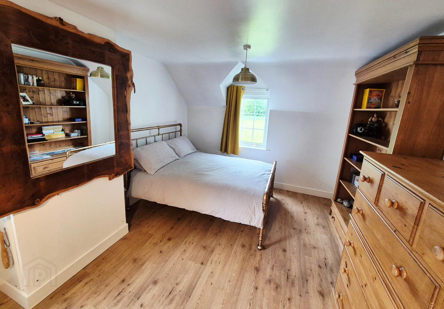 Plum Tree Cottage, 55 Newbridge Road 23 of 40