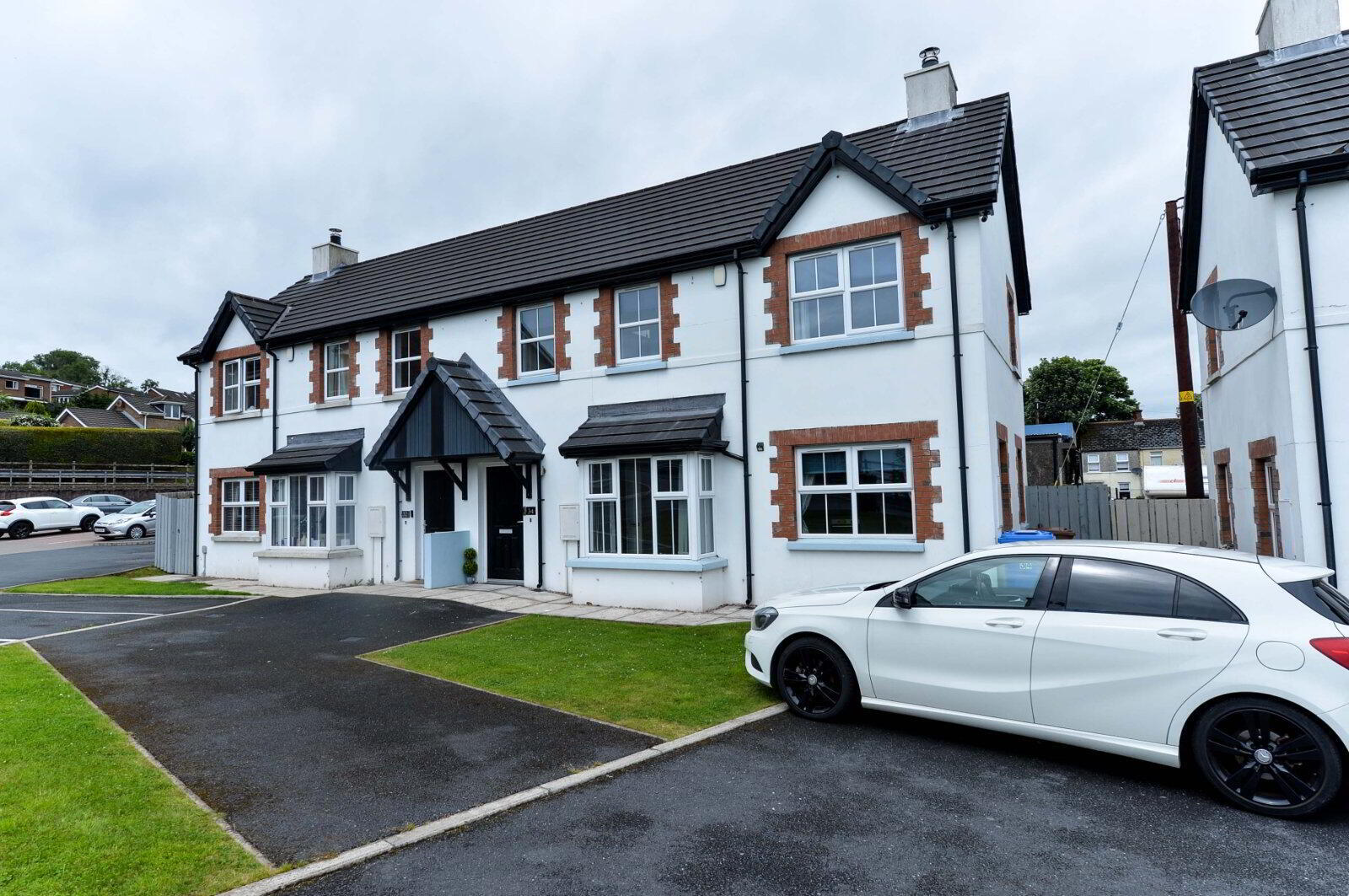 34 Ballycullen Halt 1 of 13