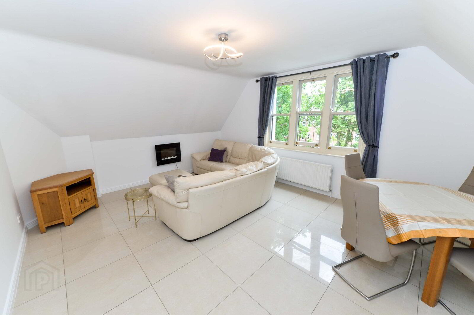 Apartment 17 Sandown Court 82 Sandown Road 6 of 12