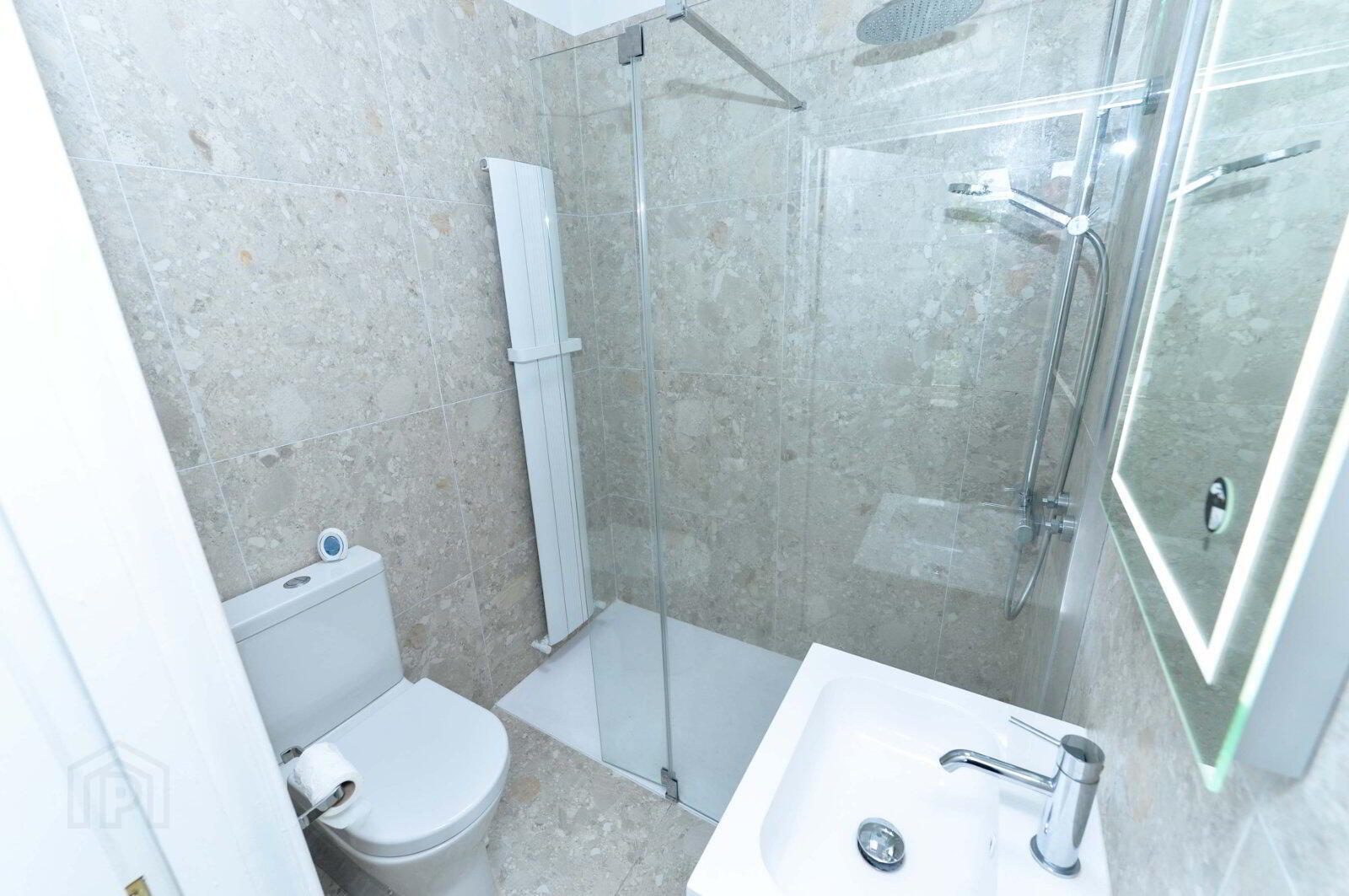 Apartment 17 Sandown Court 82 Sandown Road 12 of 12