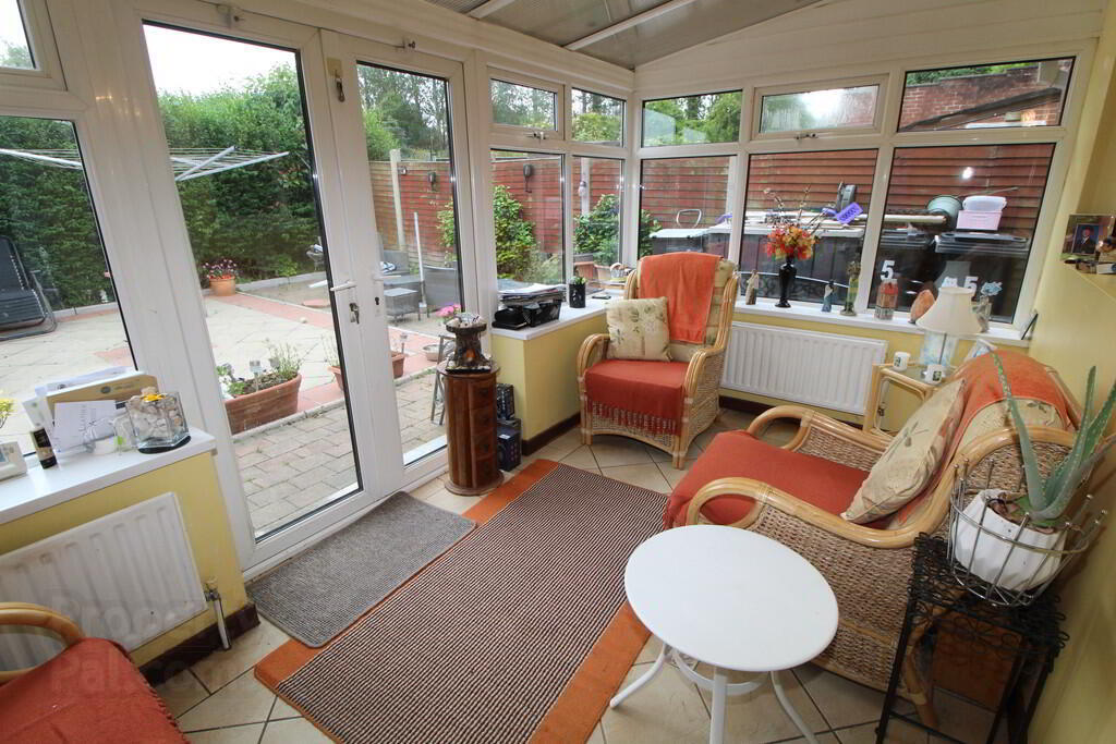 5 Elmfield Road 6 of 13